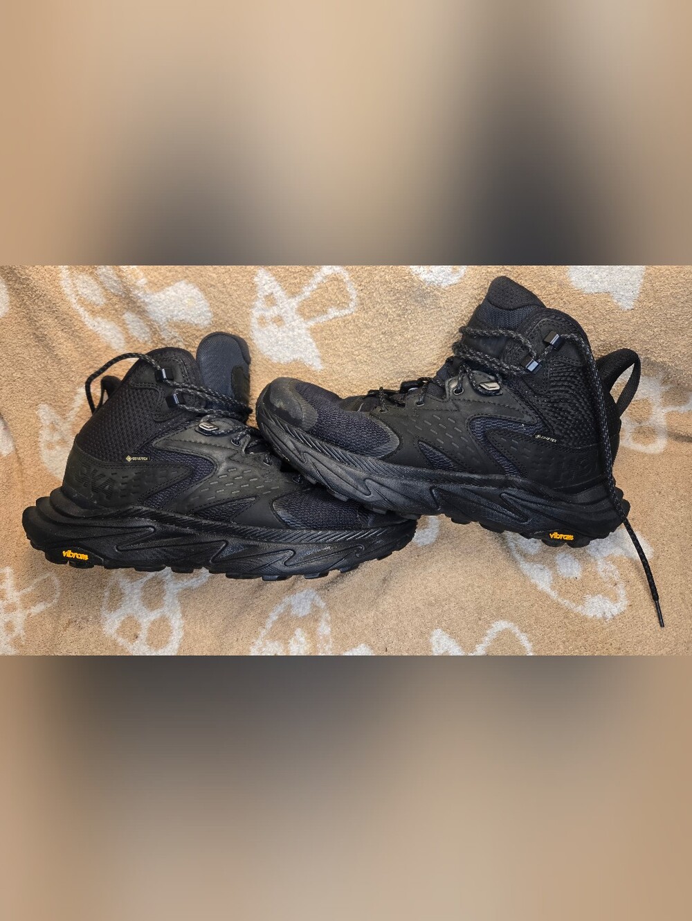 HOKA Anacapa 2 Mid GTX Men's Size 11 Black Waterproof Gore-Tex Hiking Boots